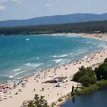 Ξενοδοχείο Perla Royal