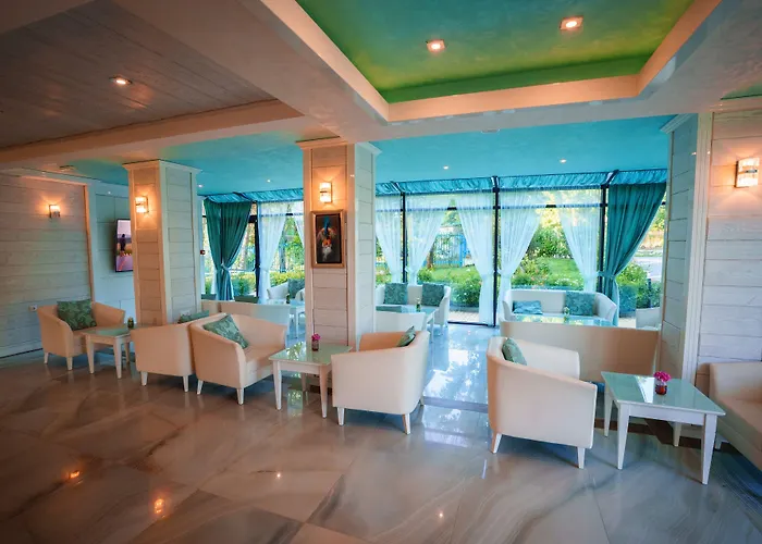 Perla Royal 5* プリモルスコ