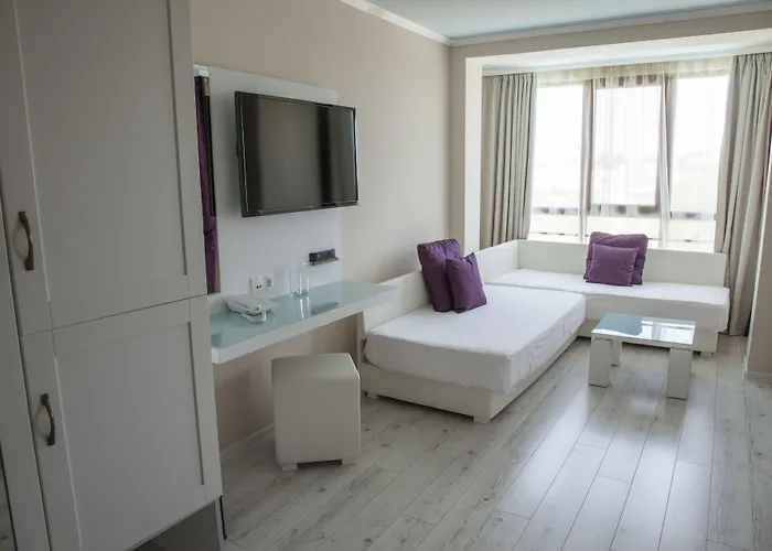 Perla Royal Hotel 5*