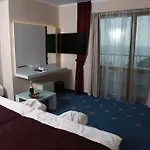 Hotell Perla Royal
