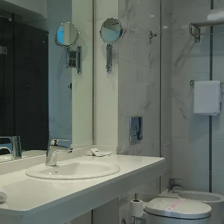 Hotel Perla Royal
