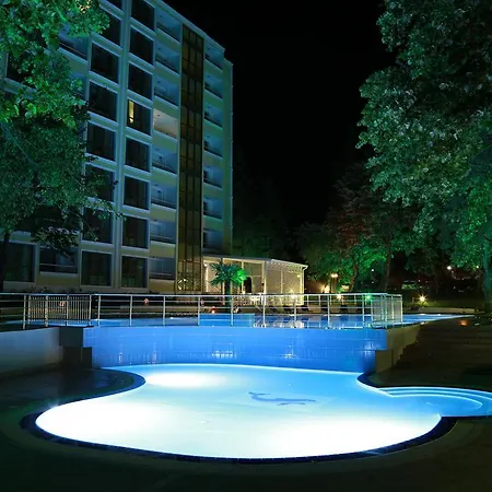 Hotel Perla Royal 5*